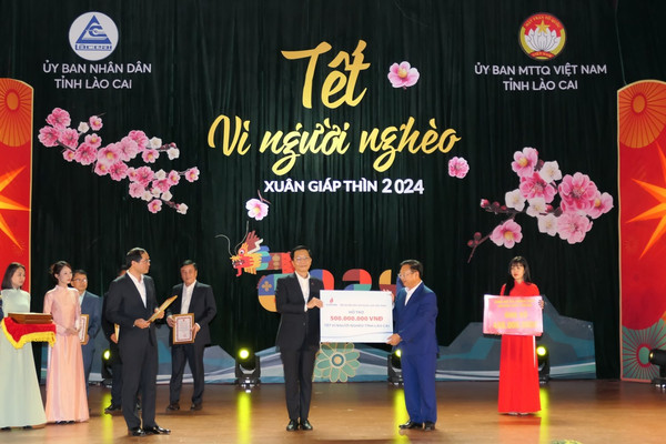 Petrovietnam hỗ trợ Tết vì người nghèo tỉnh Lào Cai