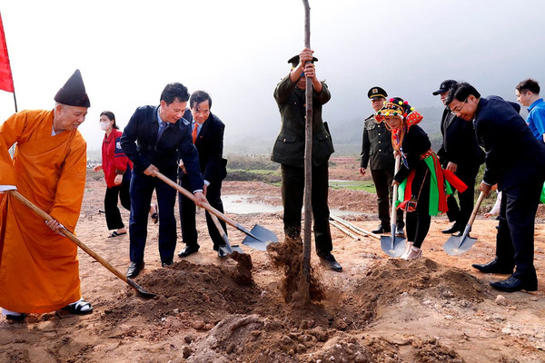 Bộ trưởng Đặng Quốc Khánh phát động Tết trồng cây 2024