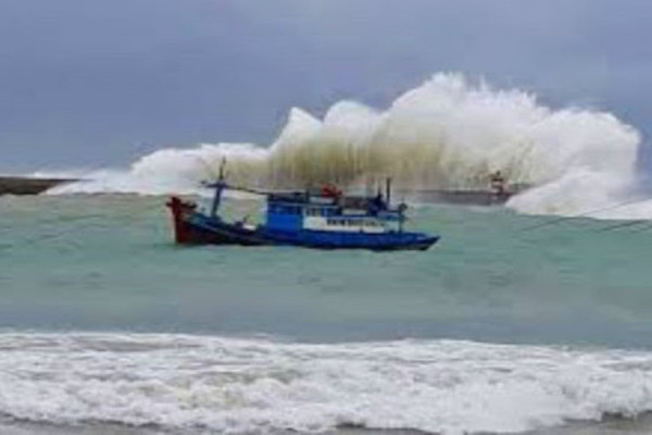 Cảnh báo gió mạnh cấp 7, các tỉnh ven biển cần chủ động ứng phó