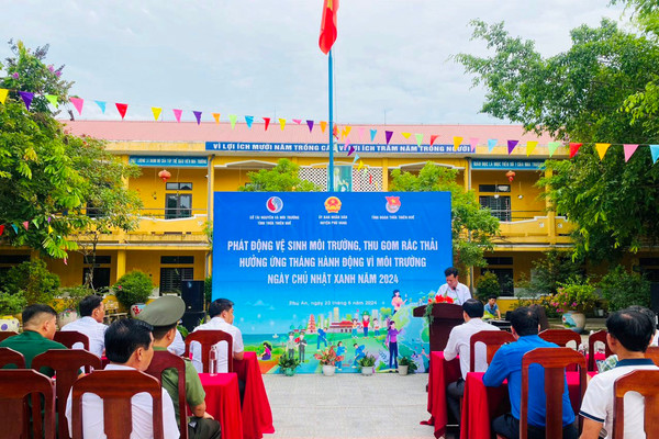 Thừa Thiên – Huế: Vệ sinh môi trường, thu gom rác thải hưởng ứng “Tháng hành động vì môi trường” năm 2024