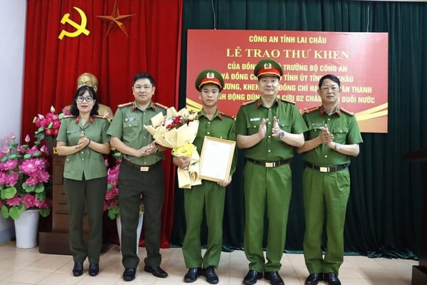 Lai Châu: Chiến sỹ công an được khen thưởng vì cứu người