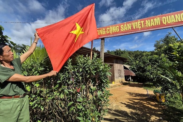 Biên cương LaDêê, Đắc Tôi rợp bóng cờ bay chào mừng ngày Tết Độc lập