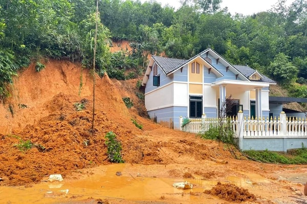 Lạng Sơn: Chưa có phương án xử lý tổng thể các điểm sạt lở