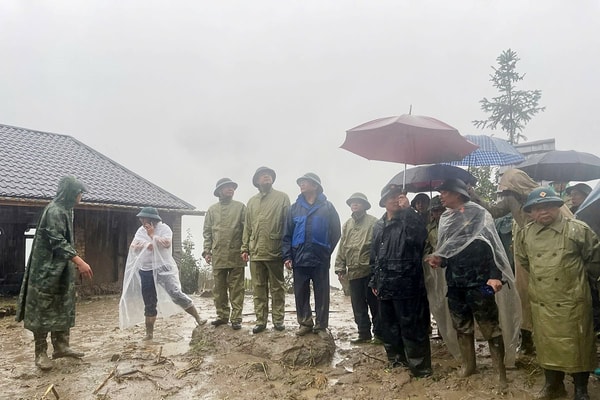 Bí thư Tỉnh ủy Lào Cai trực tiếp chỉ đạo tìm kiếm nạn nhân vụ sạt lở đất tại Sa Pa