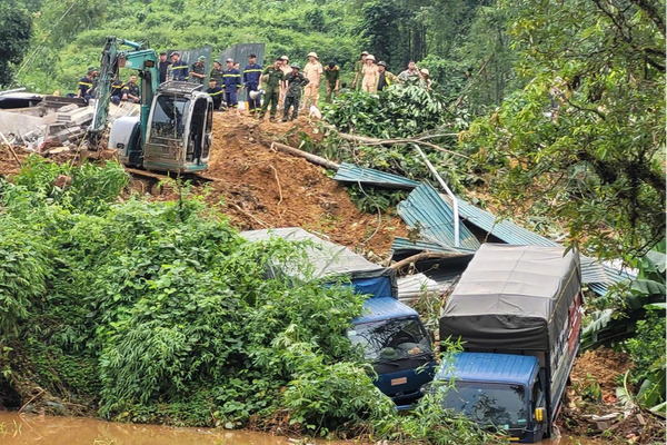 Thông tin tiếp về sạt lở đất ở huyện Bắc Quang (Hà Giang): Tập trung tìm kiếm người mất tích