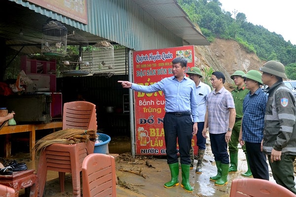 Chủ tịch UBND tỉnh Yên Bái Trần Huy Tuấn kiểm tra, chỉ đạo khắc phục hậu quả mưa lũ tại Văn Yên