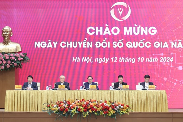 Thủ tướng: Chính phủ quyết tâm chuyển đổi số sâu rộng, toàn diện, thực chất, hiệu quả