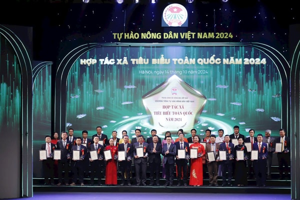 Tôn vinh 63 nông dân xuất sắc, 63 hợp tác xã tiêu biểu toàn quốc 2024