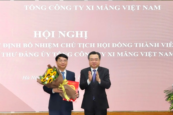 Bộ Xây dựng bổ nhiệm Chủ tịch HĐTV Tổng Công ty Xi măng Việt Nam