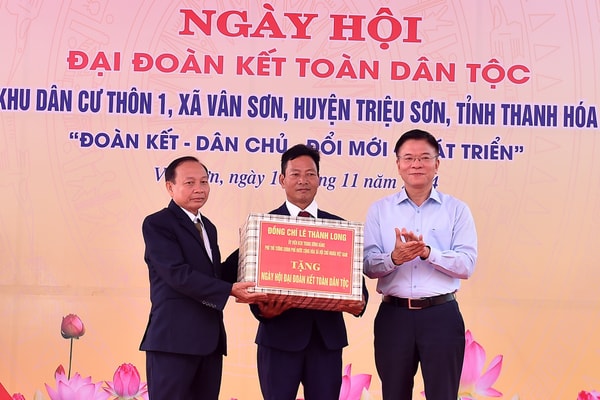 Phó Thủ tướng Lê Thành Long dự Ngày hội Đại đoàn kết toàn dân tộc tại Thanh Hóa