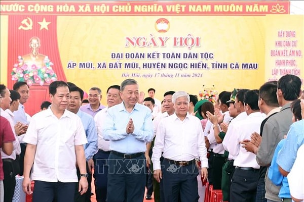 Tổng Bí thư Tô Lâm dự Ngày hội Đại đoàn kết dân tại ấp Mũi, xã Đất Mũi, Cà Mau