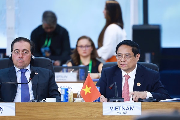 Thủ tướng dự Hội nghị thượng đỉnh G20: Cam kết và đề xuất của Việt Nam vì các thế hệ tương lai