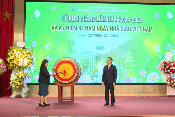 Đại học TN&MT Hà Nội khai giảng năm học 2024-2025