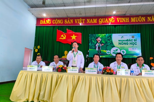 PVFCCo: Chương trình “Bác sĩ nông học” giúp bà con phát triển nông nghiệp bền vững