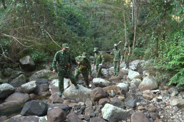 Bộ đội Biên phòng Lai Châu bám chốt chống dịch Covid – 19
