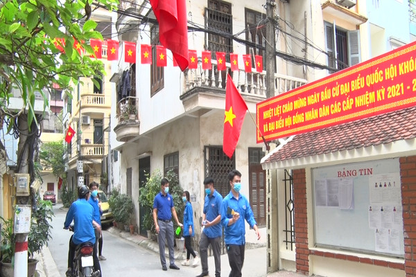 Hà Nội: Phường Yên Hòa ra quân tổng vệ sinh môi trường chào mừng ngày hội bầu cử