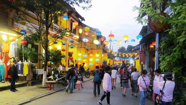 Hội An: Tổng kết 20 năm thực hiện Đề án "Đêm phố cổ"