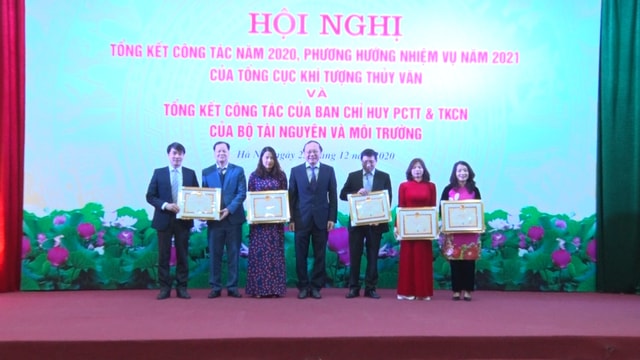 Xây dựng và phát triển ngành Khí tượng Thủy văn hiện đại, dự báo kịp thời, chính xác
