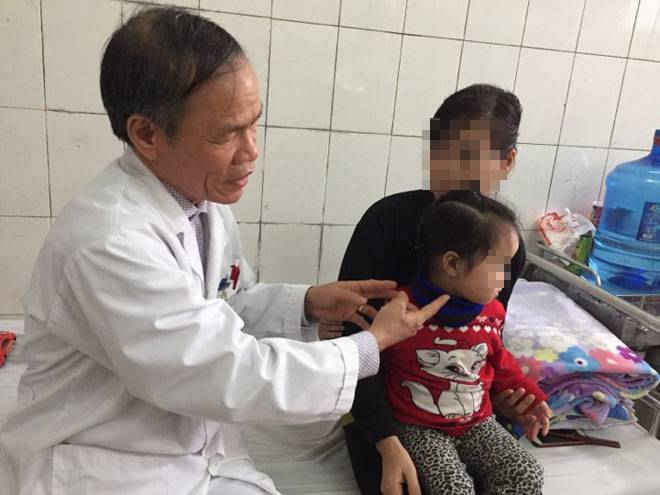 Hà Nội: Khoảng 30 người nhập viện mỗi ngày vì quá lạnh