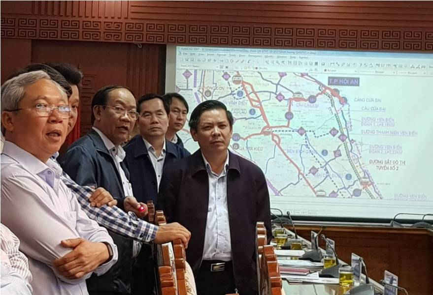 Bộ trưởng Bộ Giao thông vận tải làm việc với lãnh đạo tỉnh Quảng Nam