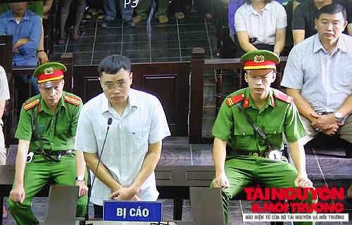 Xét xử cựu nhà báo Duy Phong: Các bị hại đề nghị áp dụng tình tiết có lợi nhất cho bị cáo