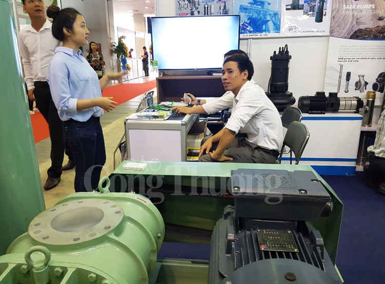 Hàng trăm sản phẩm, công nghệ môi trường được giới thiệu tại Entech Vietnam 2018