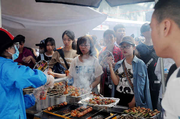 Hội chợ Ẩm thực Hàn Quốc 2018, hành động đẹp của người Việt