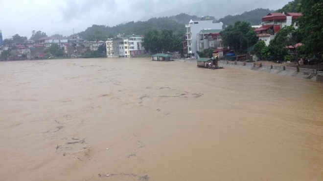 Lai Châu: 10 người thương vong do mưa lũ