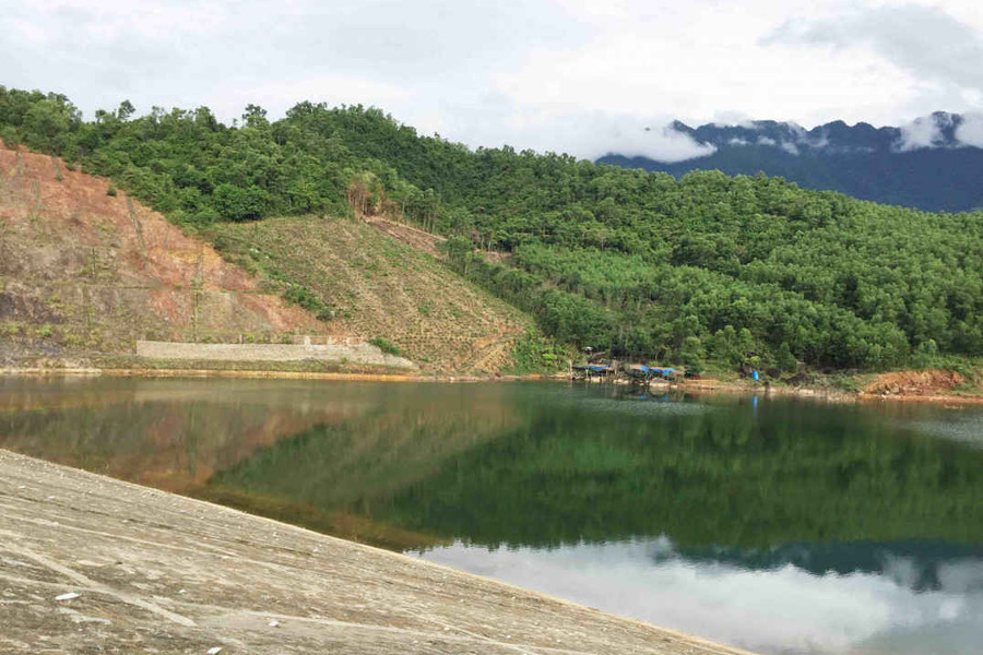 Thừa Thiên Huế: Dân mất đường vào rừng vì hồ chứa nước