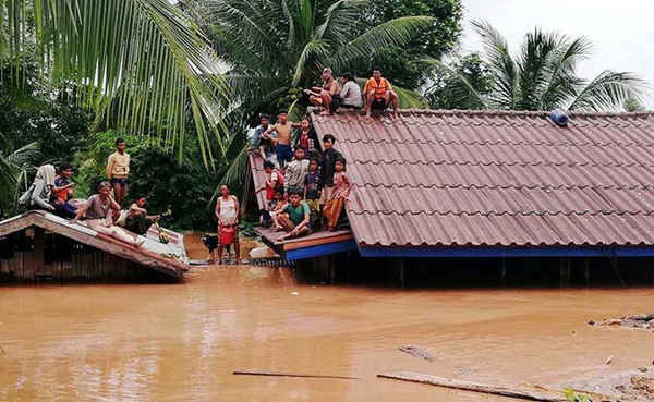 Vỡ đập thủy điện ở Lào, lực lượng cứu hộ ráo riết tìm kiếm hàng chục người thiệt mạng