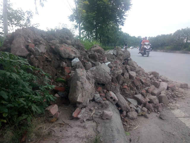Phú Đô – Hà Nội: Nhức nhối nạn đổ trộm rác, phế thải