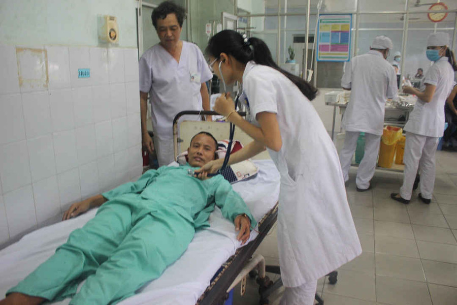 Quảng Nam: Gắp lưỡi câu cá nằm trong phổi một bệnh nhân
