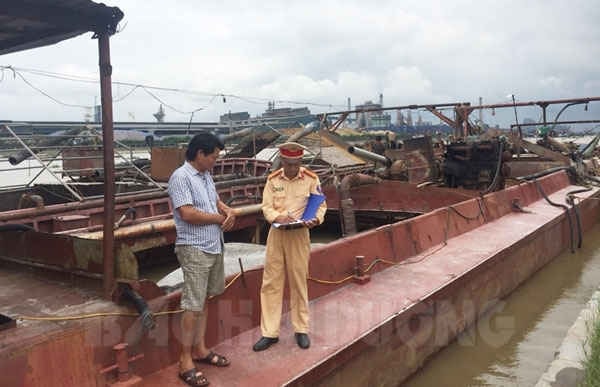 Gian nan cuộc chiến chống “cát tặc”