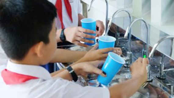 Hà Nội: Rà soát giá nước sạch theo tiêu chuẩn nước uống tại vòi