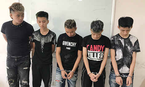 5 tên cướp tuổi teen gây 7 vụ cướp trong một đêm