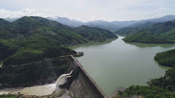 Bất cập về thủy điện, hồ chứa thủy lợi ở Tây Nguyên