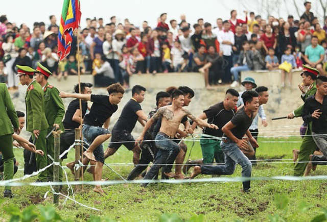 Dừng đánh phết tại lễ hội Hiền Quan (Phú Thọ)