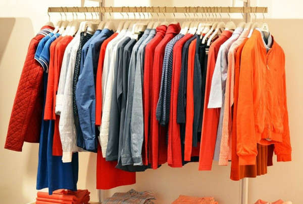Các nhà lập pháp Anh kêu gọi chính phủ chấm dứt kỷ nguyên chất thải quần áo