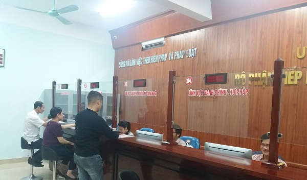 Sở TN&MT Quảng Bình: Báo kết quả giải quyết hồ sơ đất đai thông qua tin nhắn điện thoại cho người dân
