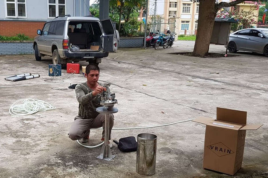 Lào Cai: Tiếp nhận tài trợ 10 thiết bị đo mưa tự động