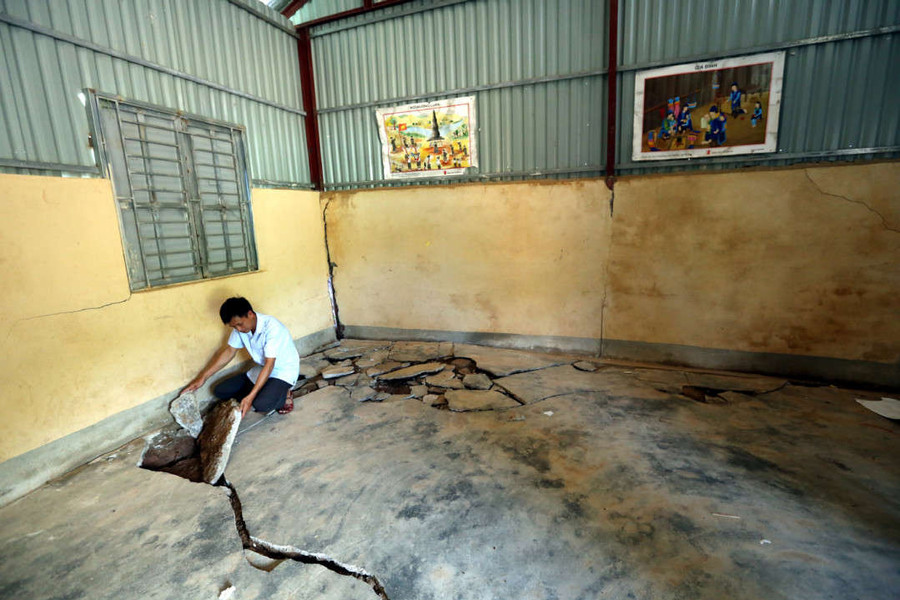 Điện Biên: Cấp thiết di dời người dân ra khỏi vùng nguy cơ sạt lở