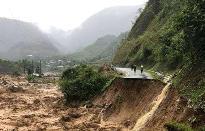 Lai Châu: 3 người mất tích sau mưa lũ