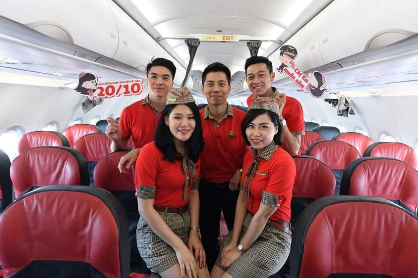 Vietjet mang yêu thương ngọt ngào tới phụ nữ Việt Nam trên độ cao 10.000 mét