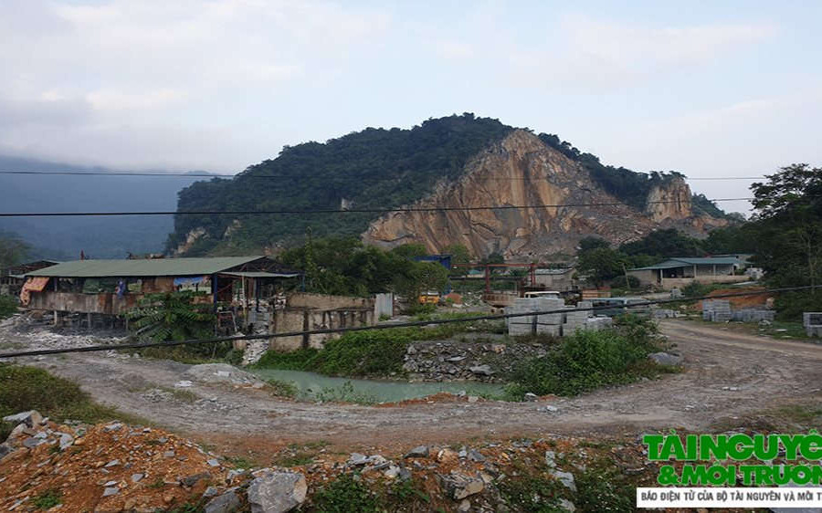 Cần xử lý nghiêm vi phạm trong khai thác đá của DN Trần Hoàn và Công ty Bình Tùng 