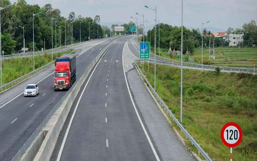 Chính thức tổ chức thu phí toàn tuyến đường cao tốc Đà Nẵng – Quảng Ngãi, đoạn Km0 – Km131+500