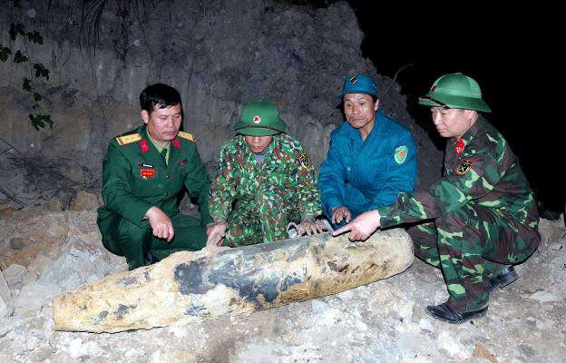 Quảng Ninh: Phát hiện, di dời thành công quả bom nặng gần 230kg