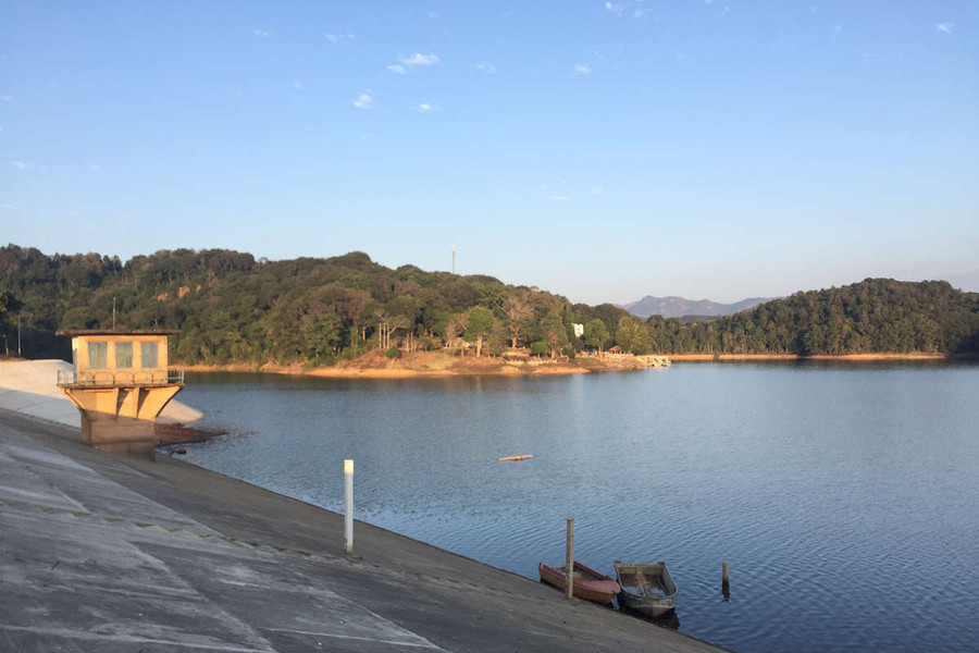 Điện Biên: Hanh khô kéo dài mực nước hồ Pá Khoang xuống thấp kỷ lục
