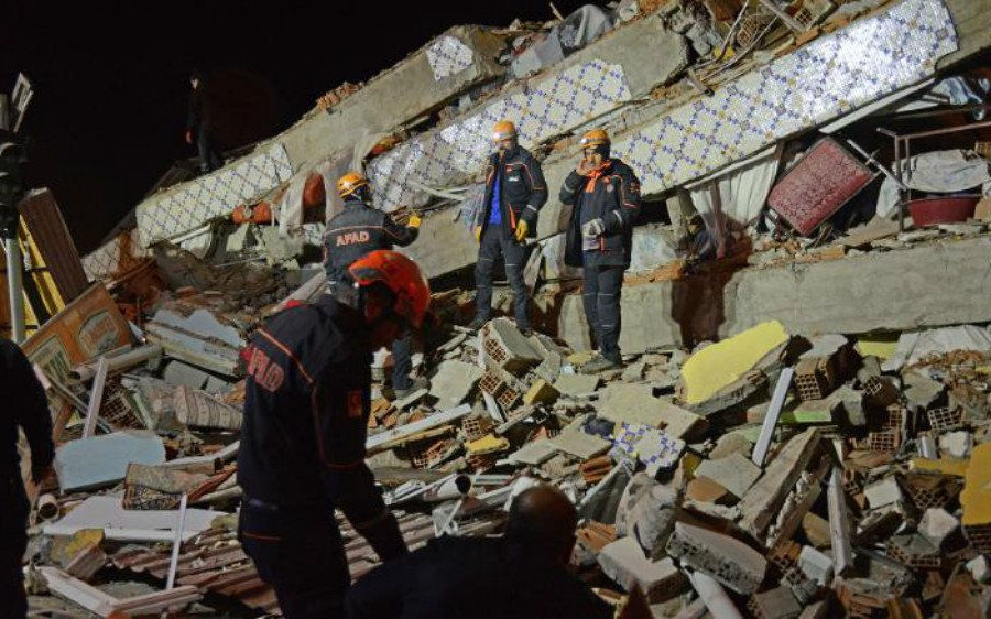Động đất ở Thổ Nhĩ Kỳ: Ít nhất 19 người chết, hơn 600 người bị thương