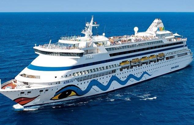  Quảng Ninh từ chối siêu du thuyền chở hơn 1.000 du khách