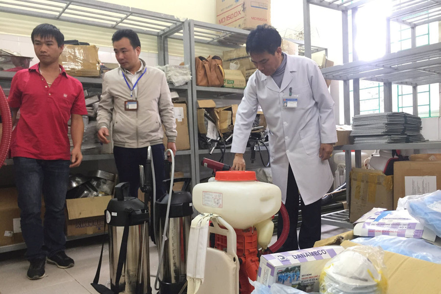 Điện Biên Đông (Điện Biên): Tiếp tục triển khai khử khuẩn trường lớp học  phòng chống dịnh